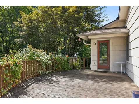 4720 SW 53rd Avenue Portland OR 97221