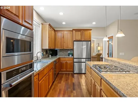 1627 NW 35th Circle Camas WA 98607