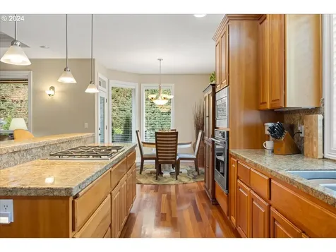 1627 NW 35th Circle Camas WA 98607