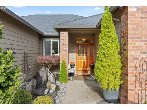1627 NW 35th Circle Camas WA 98607
