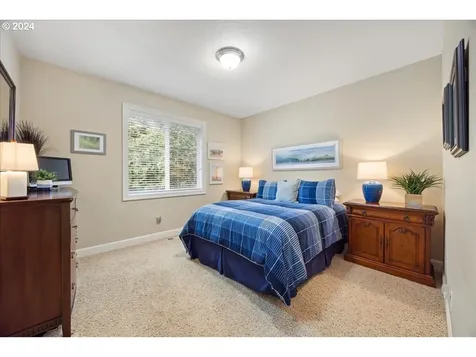1627 NW 35th Circle Camas WA 98607