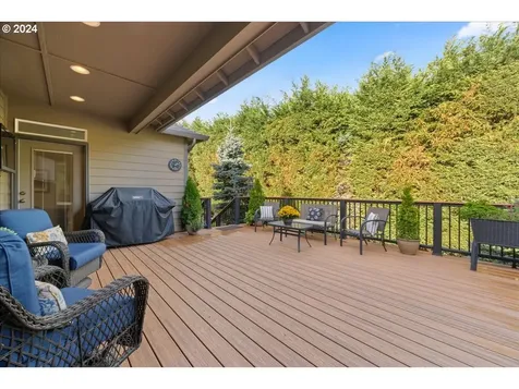 1627 NW 35th Circle Camas WA 98607