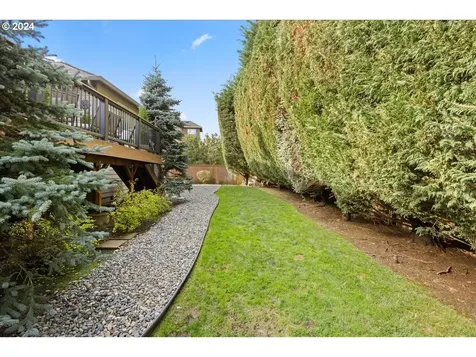 1627 NW 35th Circle Camas WA 98607