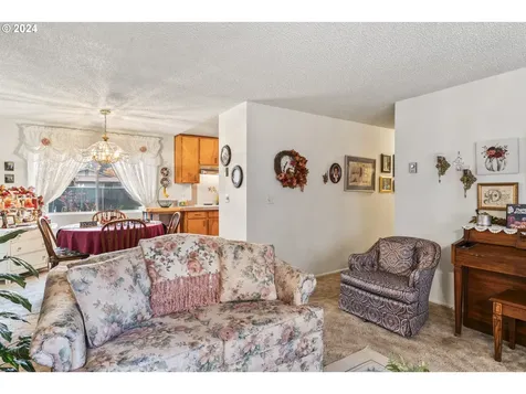 2664 York Street Eugene OR 97404