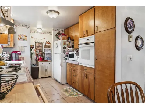 2664 York Street Eugene OR 97404