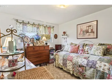 2664 York Street Eugene OR 97404