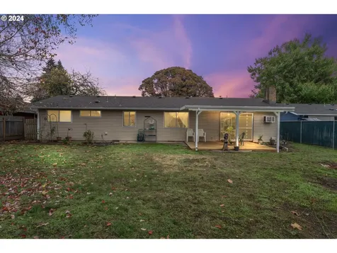 2664 York Street Eugene OR 97404