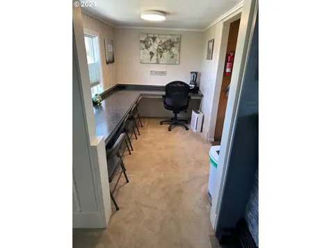 3125 Nw Marine Avenue Lincoln City OR 97367