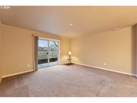 12707 NE 53rd Street Vancouver WA 98682