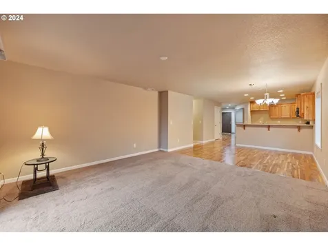 12707 NE 53rd Street Vancouver WA 98682