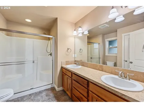 12707 NE 53rd Street Vancouver WA 98682