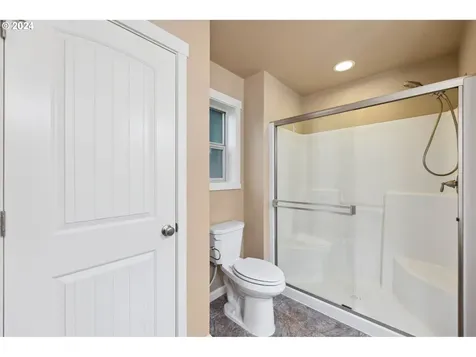 12707 NE 53rd Street Vancouver WA 98682