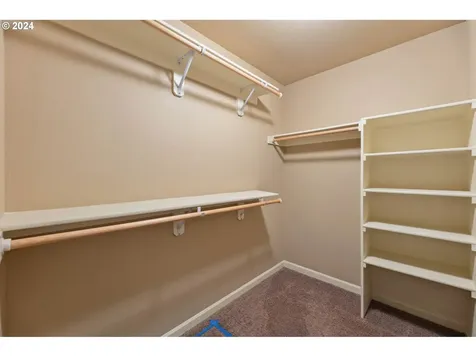 12707 NE 53rd Street Vancouver WA 98682
