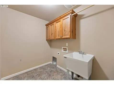 12707 NE 53rd Street Vancouver WA 98682