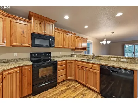 12707 NE 53rd Street Vancouver WA 98682