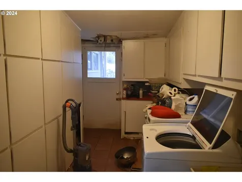 3912 C Street Washougal WA 98671