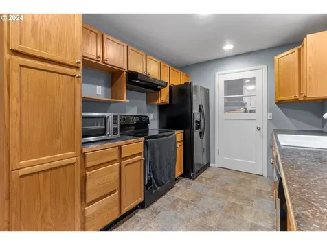 1313 SE 150th Avenue Portland OR 97233