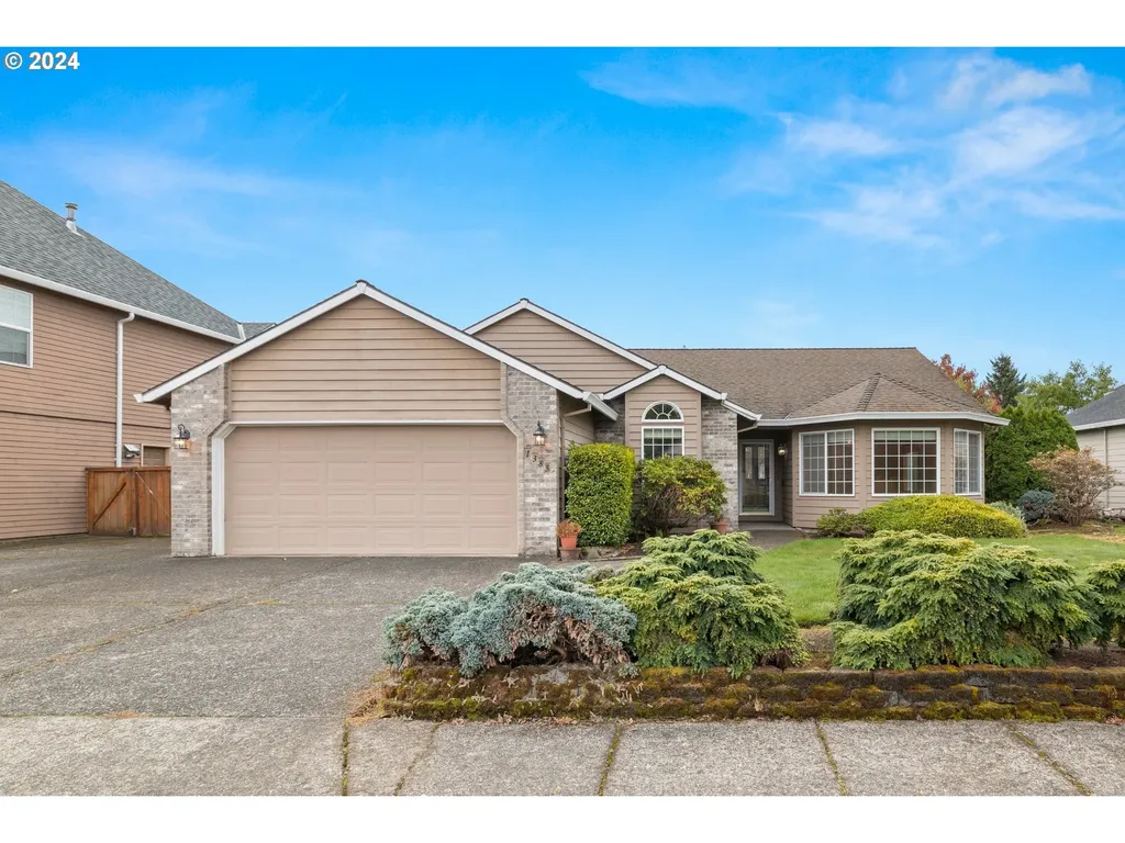 1385 Se 12th Loop Canby OR 97013