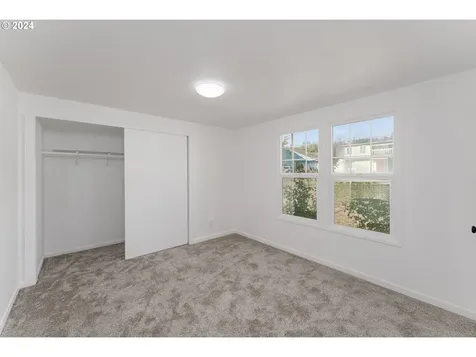 188 NE Lombardy Drive Roseburg OR 97470