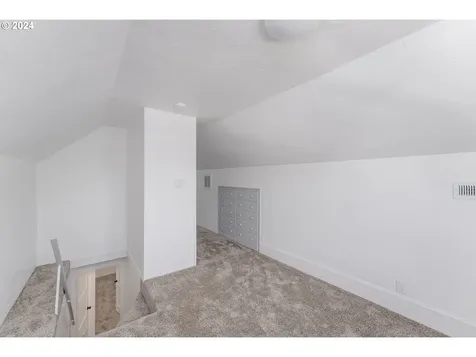 188 NE Lombardy Drive Roseburg OR 97470