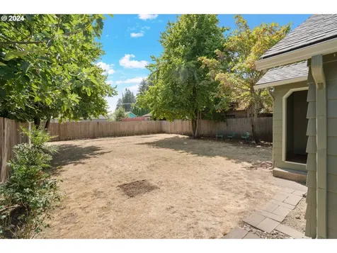 540 W Morton Street Lebanon OR 97355