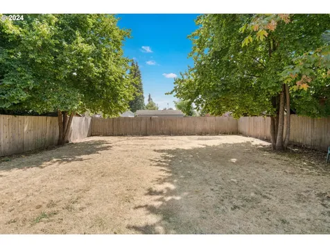 540 W Morton Street Lebanon OR 97355
