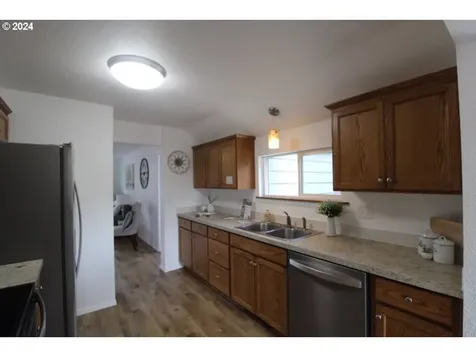 540 W Morton Street Lebanon OR 97355
