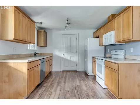 696 Beechwood Street Woodland WA 98674