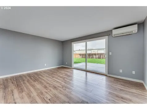 696 Beechwood Street Woodland WA 98674