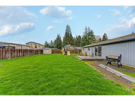 696 Beechwood Street Woodland WA 98674