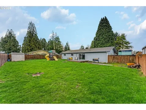 696 Beechwood Street Woodland WA 98674