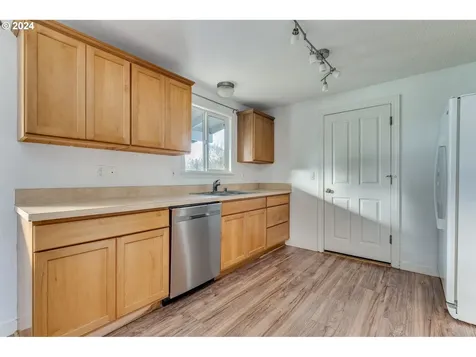 696 Beechwood Street Woodland WA 98674