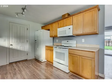 696 Beechwood Street Woodland WA 98674
