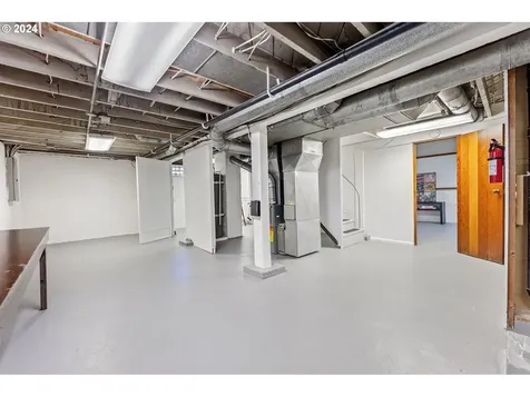 4235 SE 11th Avenue Portland OR 97202