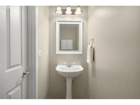 7039 Ne Rocky Brook Street Hillsboro OR 97124