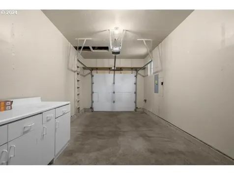 7039 Ne Rocky Brook Street Hillsboro OR 97124