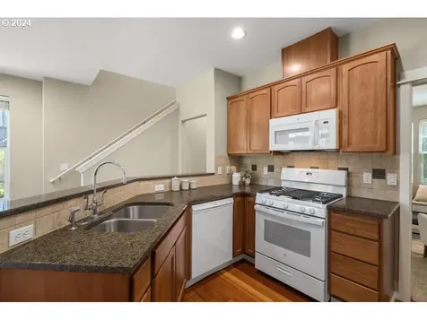 7039 Ne Rocky Brook Street Hillsboro OR 97124