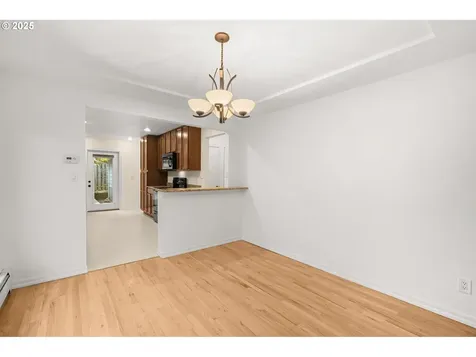 10200 SW 70th Avenue Portland OR 97223