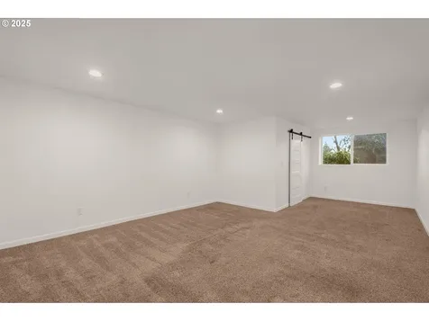 10200 SW 70th Avenue Portland OR 97223