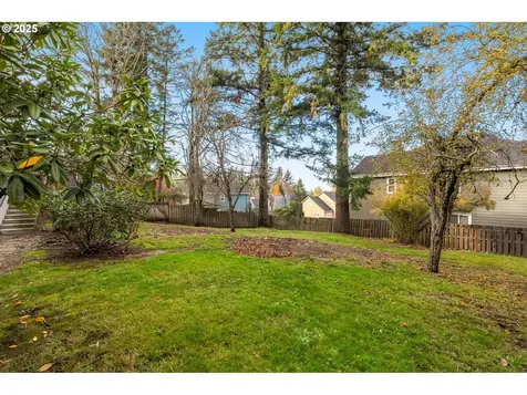 10200 SW 70th Avenue Portland OR 97223