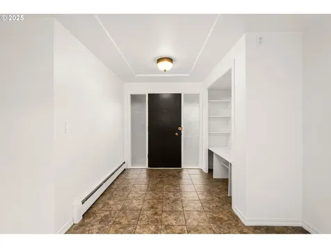 10200 SW 70th Avenue Portland OR 97223