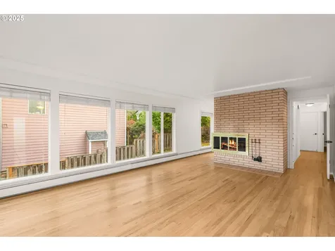 10200 SW 70th Avenue Portland OR 97223