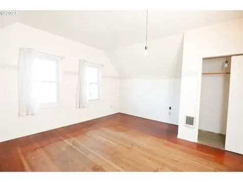 318 Alameda Avenue Astoria OR 97103