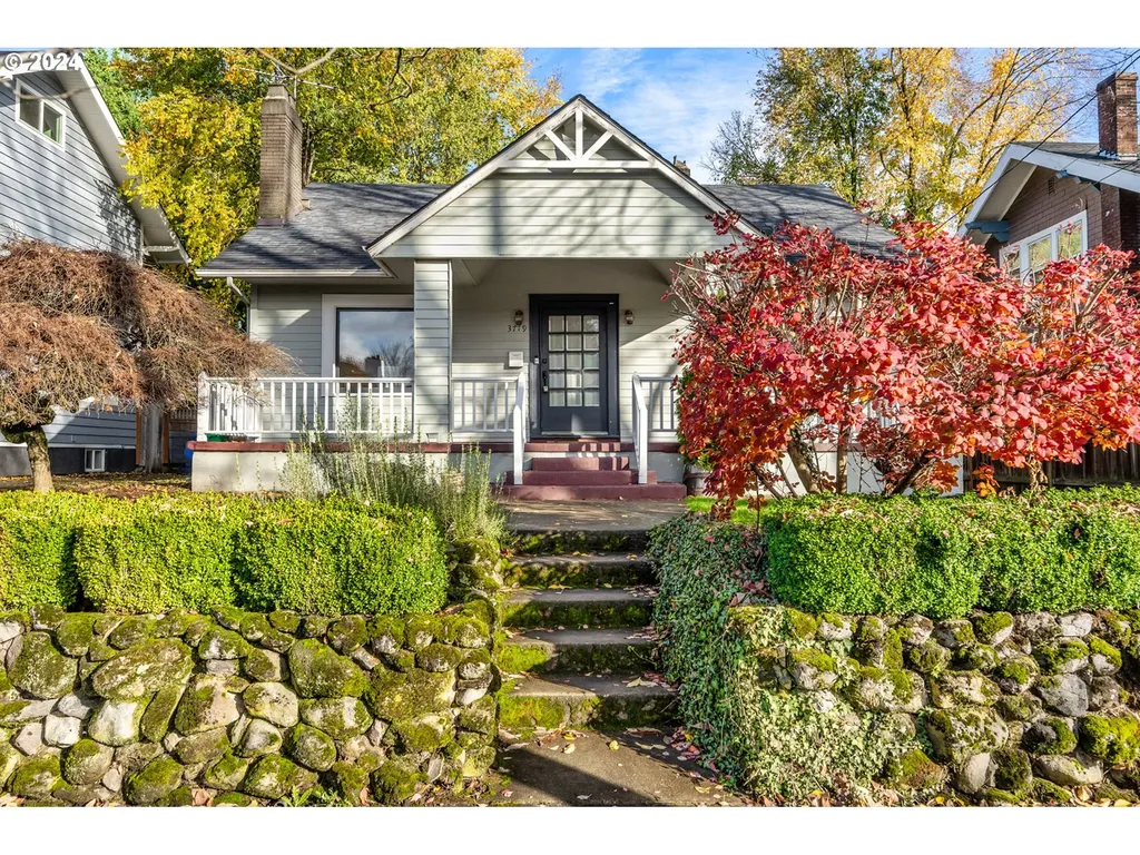 3719 NE Senate Street Portland OR 97232