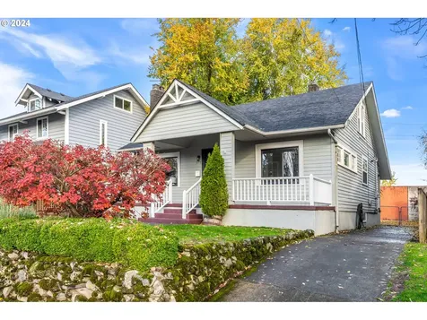 3719 NE Senate Street Portland OR 97232