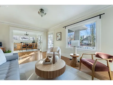 3719 NE Senate Street Portland OR 97232
