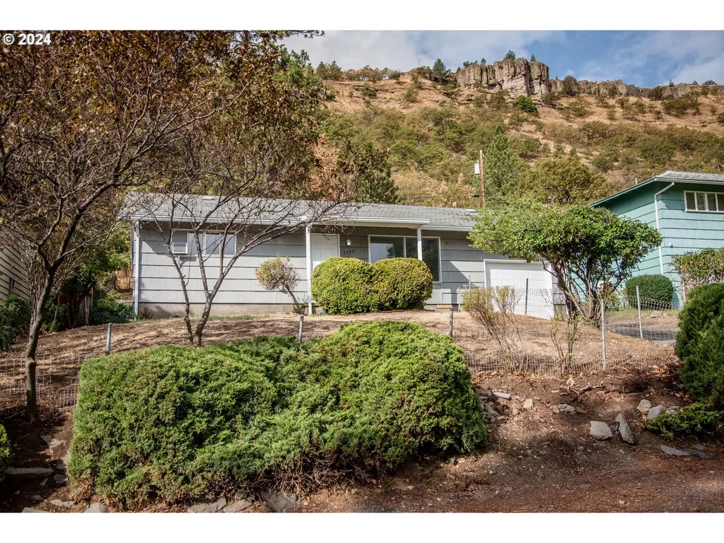3332 W 13th Street The Dalles OR 97058