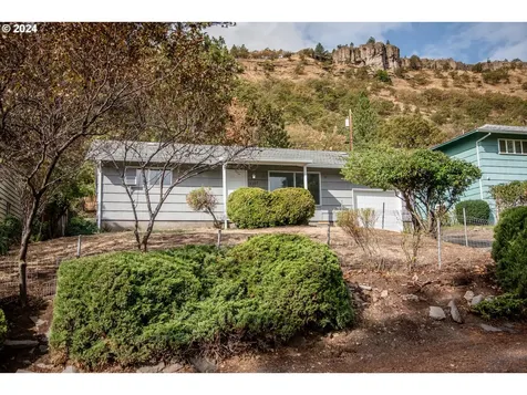 3332 W 13th Street The Dalles OR 97058