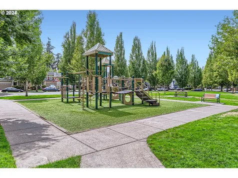 1272 Se Bianca Street Hillsboro OR 97123