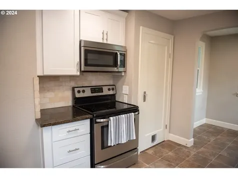 4606 Ne Everett Drive Camas WA 98607